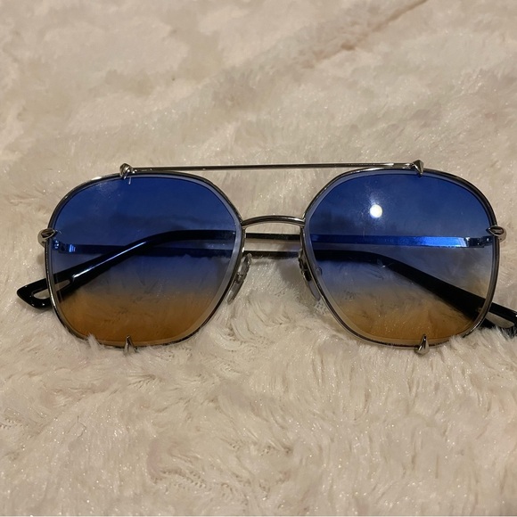 Cute designer like sunglasses - Picture 1 of 9